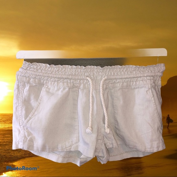 Roxy Pants - Roxy beach shorts. “Oceanside short” Beige
